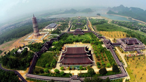 "Cơn[-]nghiện"[-]khu[-]du[-]lịch[-]tâm[-]linh:[-]Cần[-]giám[-]sát,[-]minh[-]bạch