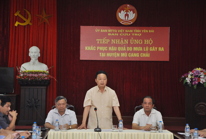 [-]Bộ[-]trưởng[-]TNMT[-]nói[-]gì[-]về[-]"danh[-]sách[-]cán[-]bộ[-]chơi[-]golf"?