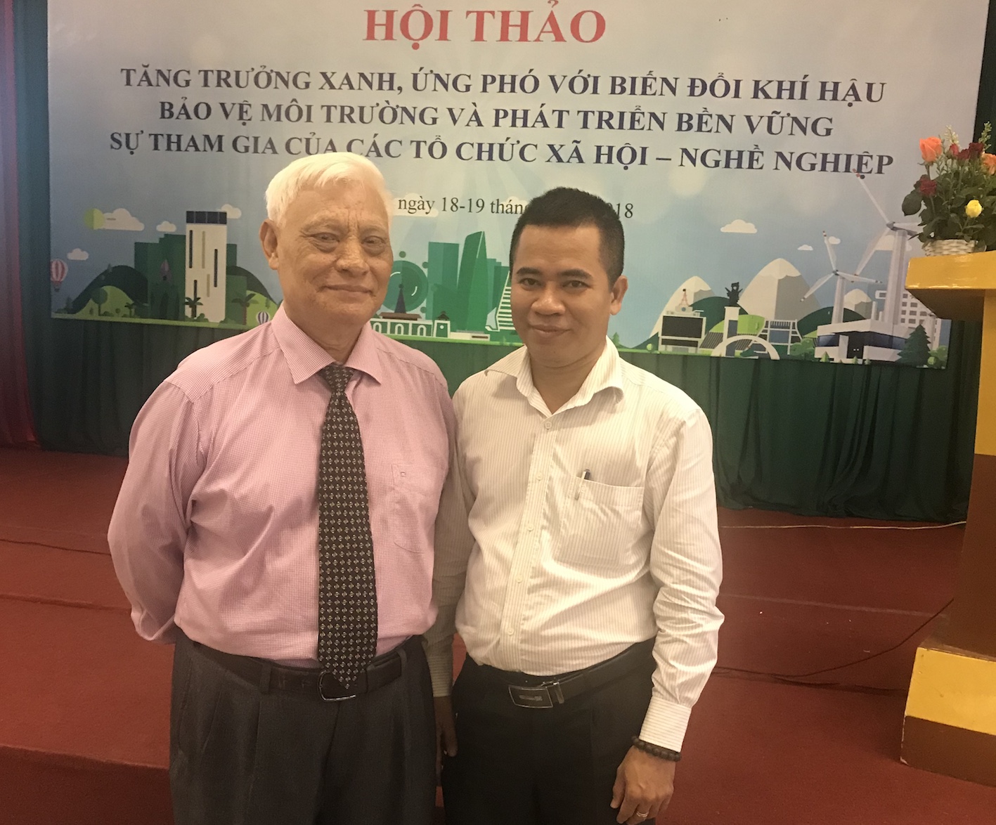 Phát[-]huy[-]vai[-]trò[-]của[-]các[-]tổ[-]chức[-]xã[-]hội[-]nghề[-]nghiệp[-]trong[-]phát[-]triển[-]kinh[-]tế[-]xanh,[-]ứng[-]phó[-]với[-]biến[-]đổi[-]khí[-]hậu,[-]bảo[-]vệ[-]môi[-]trường[-]và[-]phát[-]triển[-]bền[-]vững