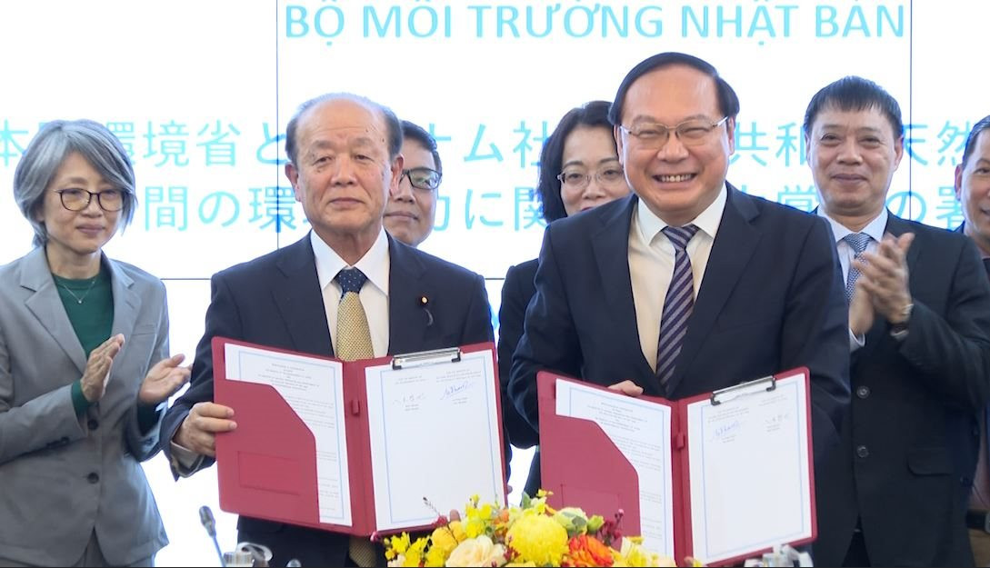 Việt[-]Nam[-]-[-]Nhật[-]Bản[-]ký[-]kết[-]ghi[-]nhớ[-]hợp[-]tác[-]về[-]môi[-]trường