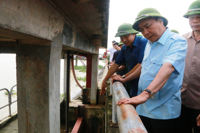 [-]Ninh[-]Bình[-]thiệt[-]hại[-]hơn[-]1.000[-]tỷ[-]đồng[-]trong[-]trận[-]lụt[-]lịch[-]sử