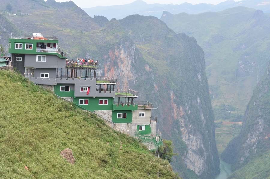 Đề[-]nghị[-]Hà[-]Giang[-]khẩn[-]trương[-]xử[-]lý[-]công[-]trình[-]Panorama[-]trên[-]Mã[-]Pì[-]Lèng