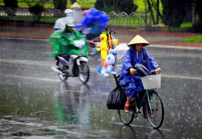 Từ[-]chiều[-]và[-]đêm[-]nay[-]khả[-]năng[-]cao[-]xảy[-]ra[-]thời[-]tiết[-]nguy[-]hiểm[-]ở[-]Bắc[-]Bộ[-]và[-]Bắc[-]Trung[-]Bộ[-]