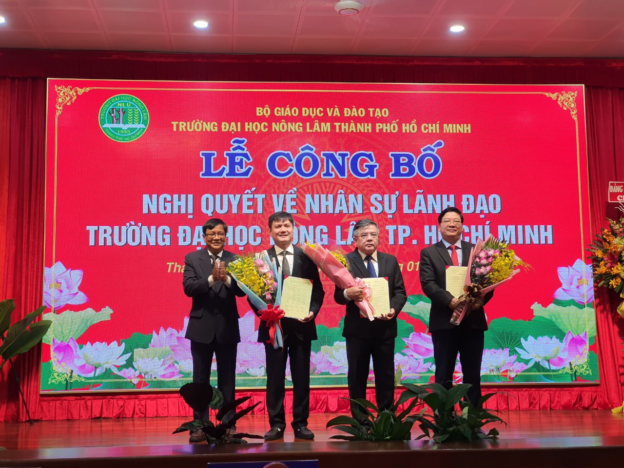 Lễ[-]công[-]bố[-]nghị[-]quyết[-][-]về[-]nhân[-]sự[-]lãnh[-]đạo[-]trường[-]ĐH[-]Nông[-]Lâm[-]TPHCM