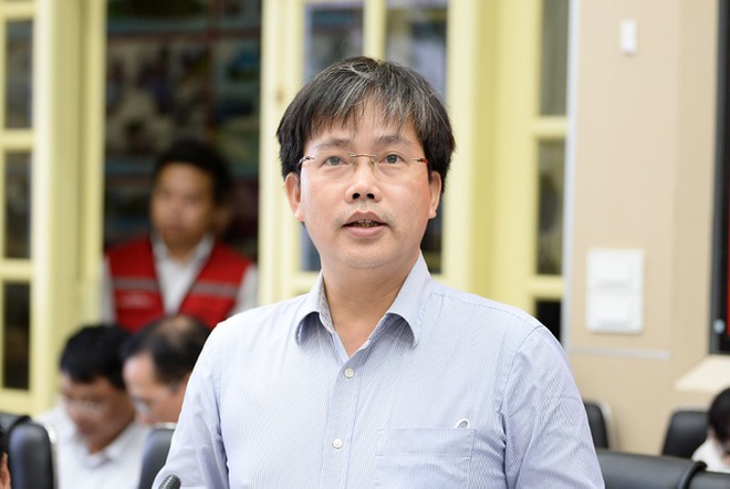 Bão[-]số[-]5[-]và[-]bão[-]Chanthu[-]đang[-]tương[-]tác[-]với[-]nhau[-]như[-]thế[-]nào?