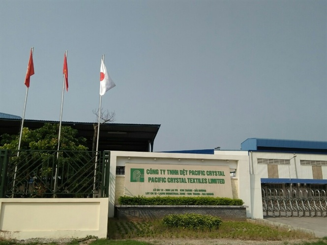 Hải[-]Dương:[-]Đối[-]thoại[-]với[-]người[-]dân[-]về[-]việc[-]Công[-]ty[-]dệt[-]Pacific[-]Crystal[-]xả[-]thải[-]gây[-]ô[-]nhiễm[-]môi[-]trường[-]