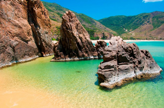 Hoang[-]đảo[-]đẹp[-]khó[-]tin[-]ở[-]Quy[-]Nhơn,[-]ngỡ[-]như[-]trời[-]Tây