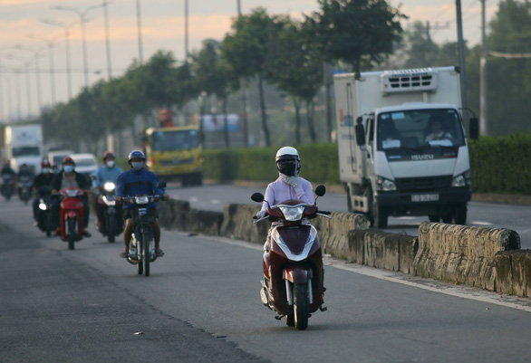 Lần[-]đầu[-]tiên[-]trong[-]năm[-]2021,[-]miền[-]Nam[-]có[-]nơi[-]nhiệt[-]độ[-]xuống[-]18[-]độ[-]C