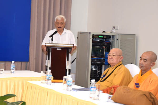 Chia[-]sẻ[-]kinh[-]nghiệm[-]nghiên[-]cứu,[-]ứng[-]dụng[-]các[-]bài[-]thuốc[-]Đông[-]y[-]gia[-]truyền[-]phục[-]vụ[-]chăm[-]sóc[-]sức[-]khỏe[-]nhân[-]dân[-]