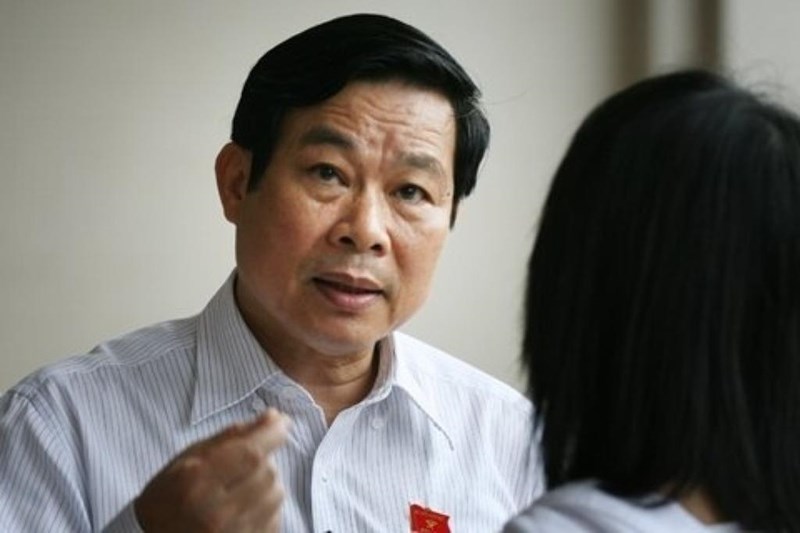 Thấy[-]gì[-]qua[-]thông[-]báo[-]của[-]UBKT[-]Trung[-]ương[-]về[-]vụ[-]MobiFone-AVG?