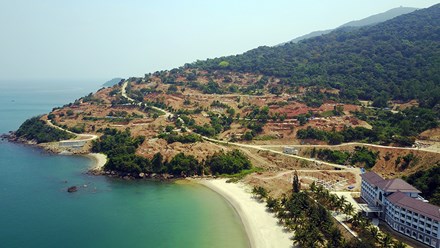 [-]Cận[-]cảnh[-]dự[-]án[-]“xẻ[-]thịt”[-]bán[-]đảo[-]Sơn[-]Trà