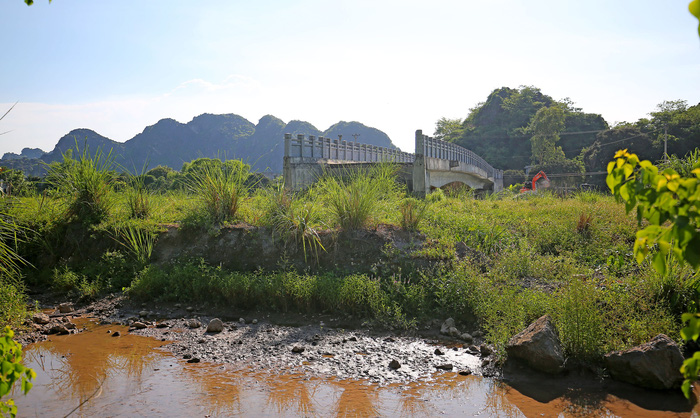 Lãnh[-]đạo[-]Ninh[-]Bình[-]nói[-]gì[-]về[-]dự[-]án[-]Sào[-]Khê[-]đội[-]vốn[-]36[-]lần?
