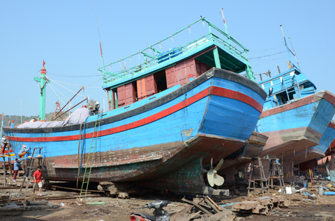 Bà[-]Rịa-Vũng[-]Tàu:[-]67[-]cơ[-]sở[-]sản[-]xuất,[-]kinh[-]doanh[-]chưa[-]có[-]báo[-]cáo[-]đánh[-]giá[-]tác[-]động[-]môi[-]trường