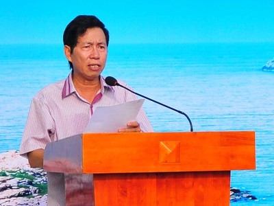Khởi[-]tố,[-]khám[-]xét[-]nhà[-]phó[-]chủ[-]tịch[-]UBND[-]TP[-]Nha[-]Trang