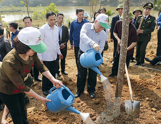 Tổng[-]Bí[-]thư,[-]Chủ[-]tịch[-]nước[-]phát[-]động[-]Tết[-]trồng[-]cây