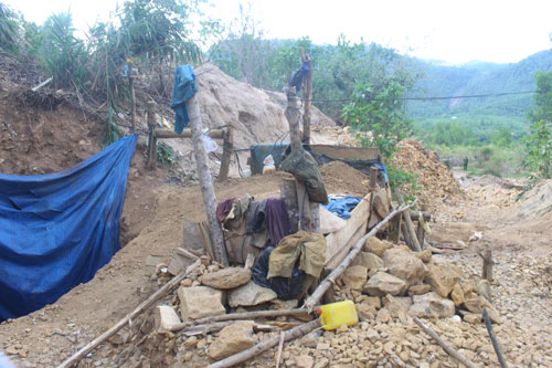 Bài[-]học[-]môi[-]trường[-]từ[-]mỏ[-]vàng[-]Bồng[-]Miêu