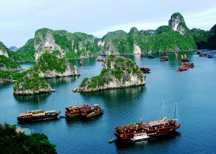 Quảng[-]Ninh:[-]Không[-]chấp[-]nhận[-]dự[-]án[-]nhà[-]máy[-]hóa[-]chất[-]để[-]bảo[-]vệ[-]nghiêm[-]di[-]sản[-]thế[-]giới[-]