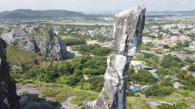  Thanh Hóa triển khai Dự án chống sét cho di tích Hòn Vọng Phu