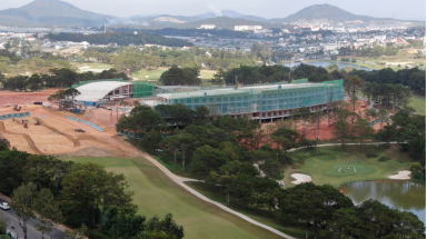  Đà Lạt đốc thúc tháo dỡ công trình trái phép trong sân golf Đồi Cù