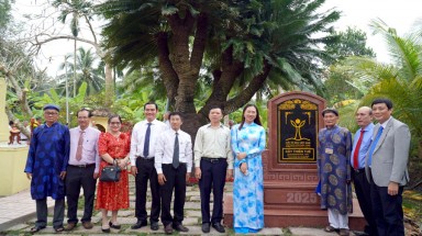 Cây Thiên tuế hơn 200 tuổi ở Bến Tre được công nhận là Cây Di sản Việt Nam
