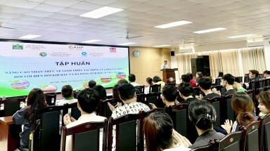  Tập huấn về các rủi ro cho sức khỏe và môi trường trong hoạt động đốt ngoài trời và sử dụng hóa chất trong thuốc bảo vệ thực vật