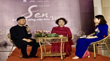  Tôn vinh vẻ đẹp hoa sen trong đời sống văn hóa Việt