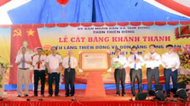 Cây Si cổ thụ hơn 250 tuổi ở Hà Nội được vinh danh là Cây Di sản Việt Nam