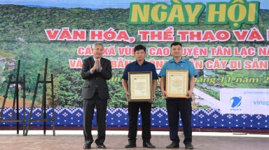  Hòa Bình:Công nhận Cây Di sản vào Ngày hội Văn hóa, thể thao và du lịch các xã vùng cao huyện Tân Lạc